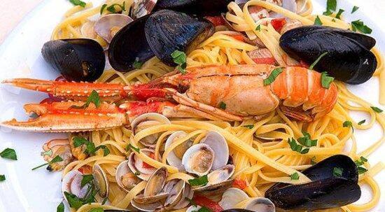 Mia Restaurant Airport Hotel 3*
